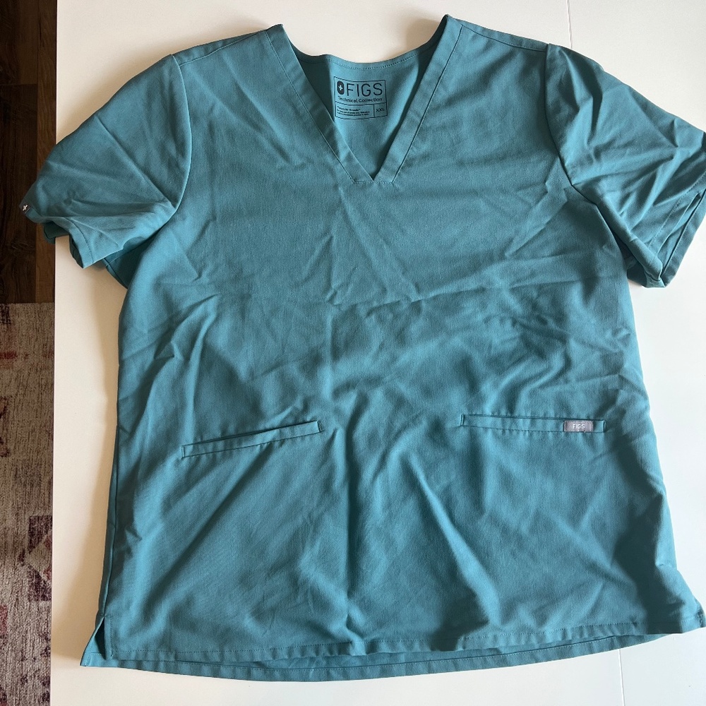 FIGS Casma 3-Pocket Scrub Top, XXL